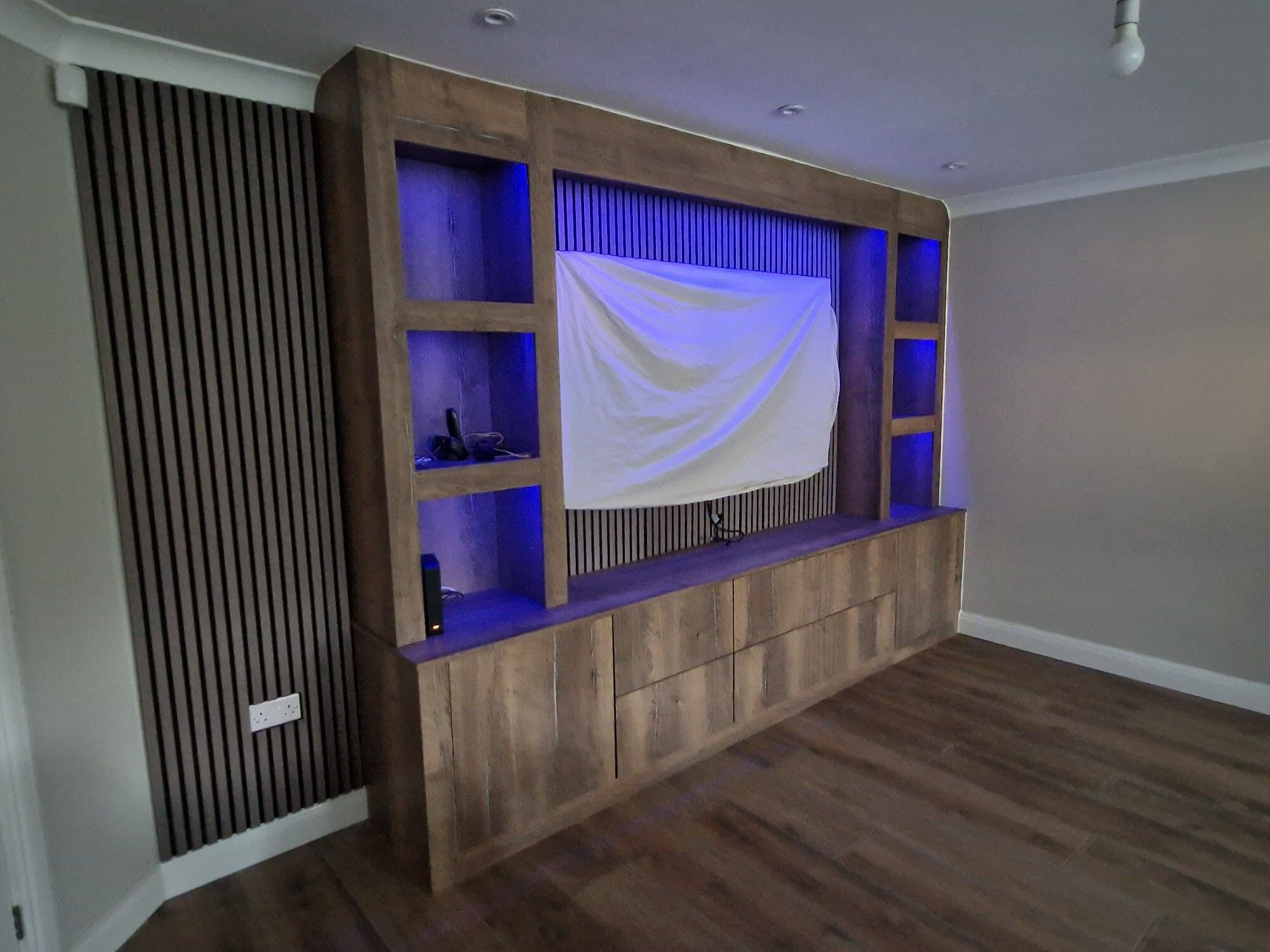 Media Wall Package 12: - Image 2