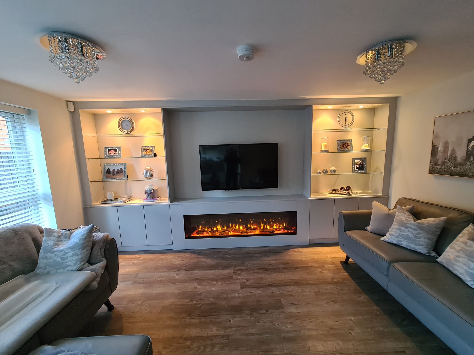 Media Wall Package 14: